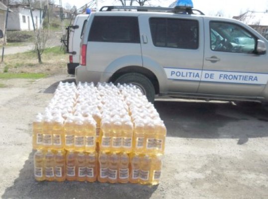 Aproape o tonă de vin, confiscată de Garda de Coastă
